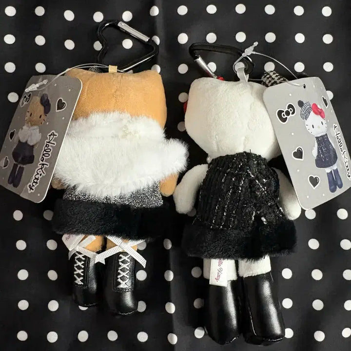 [BUNJANG] Kitty Tweed Look Keychain Doll / (새상품)롱다리 헬로키티 인형 트위드룩 부츠