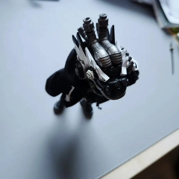 [BUNJANG] Donestudio Blackhorn Art Action Figure / 커스텀 블랙혼 아트 액션 피규어(donestudio-blackhorn)