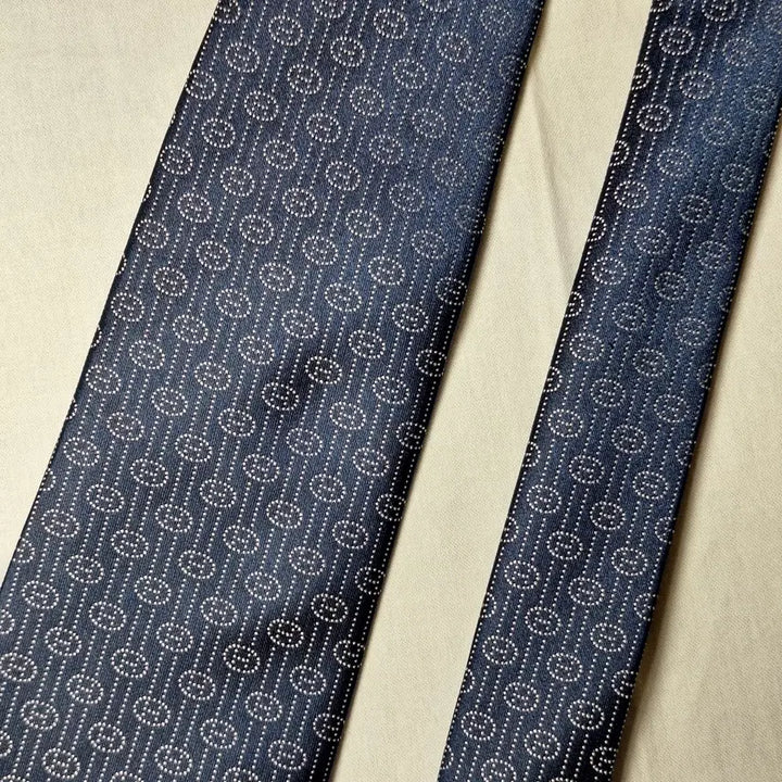 [SOLD OUT] 에르메스 실크 넥타이 네이비 도트링 스트라이프 패턴