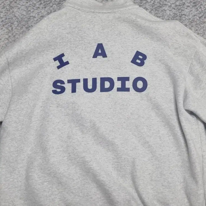 [BUNJANG] Iab Studio Half Zip-Up Sweatshirt Grey / 아이앱 스튜디오 하프집업 맨투맨 그레이