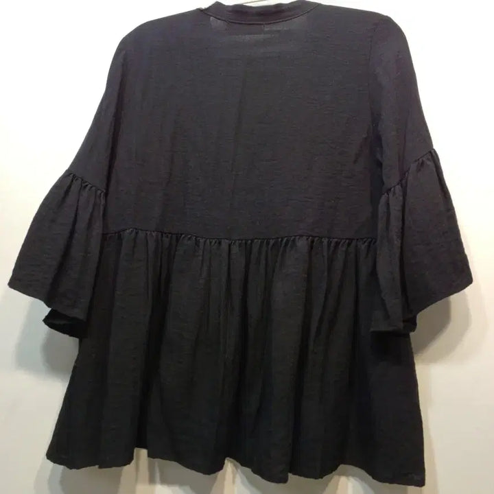 [BUNJANG] Black Frill Sleeve Blouse (80-85 Size) / 검정색 프릴 소매 블라우스80~85사이즈 여름   63014
