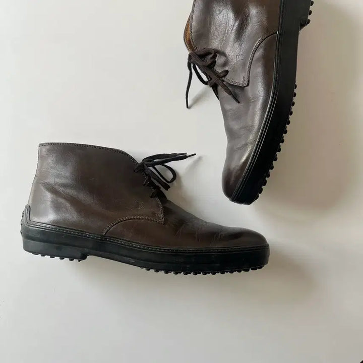 [SOLD OUT] 토즈 가죽 데저트 부츠 ( 9 )