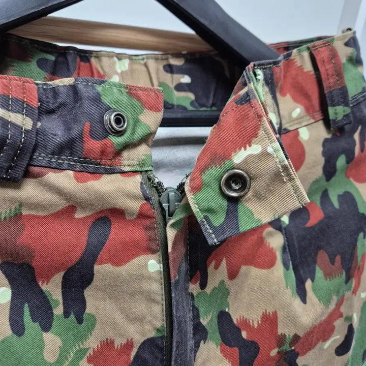 [BUNJANG] Swiss Original M83 Field Pants (Double Knee) / (31인치) 스위스 오리지널 M83 필드 팬츠 (더블니)
