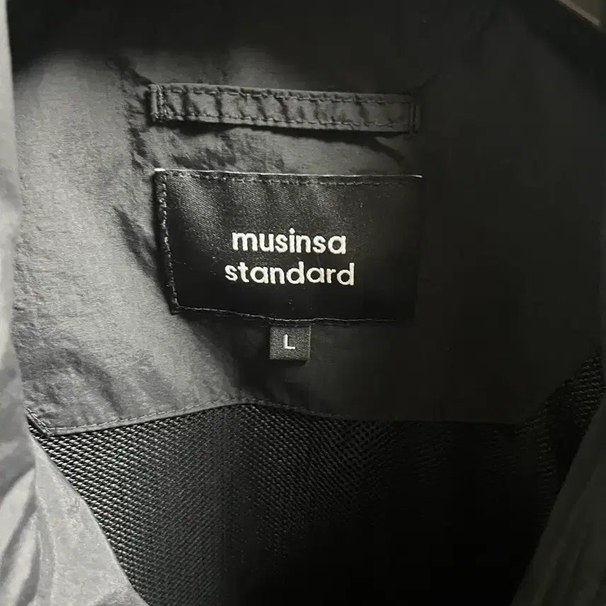 [BUNJANG] Musinsa Standard Oversized High Neck Windbreaker Jacket [Black] - L / 무탠다드 / 오버사이즈 하이넥 윈드브레이커 재킷 [블랙] / L