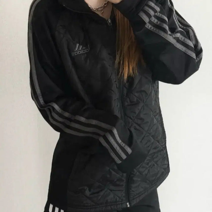 [BUNJANG] Adidas Quilted Track Jacket Black / 아디다스 퀼팅 트랙 자켓 블랙