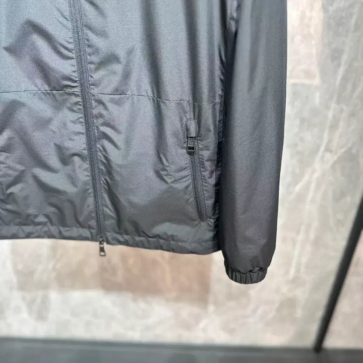 [BUNJANG] Moncler Hooded Windbreaker Jacket Nylon / 몽클레어 후드집업 바람막이 남성 경량 후드티 나일론