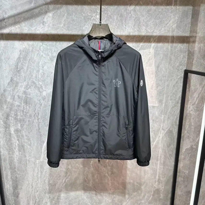 [BUNJANG] Moncler Hooded Windbreaker Jacket Nylon / 몽클레어 후드집업 바람막이 남성 경량 후드티 나일론