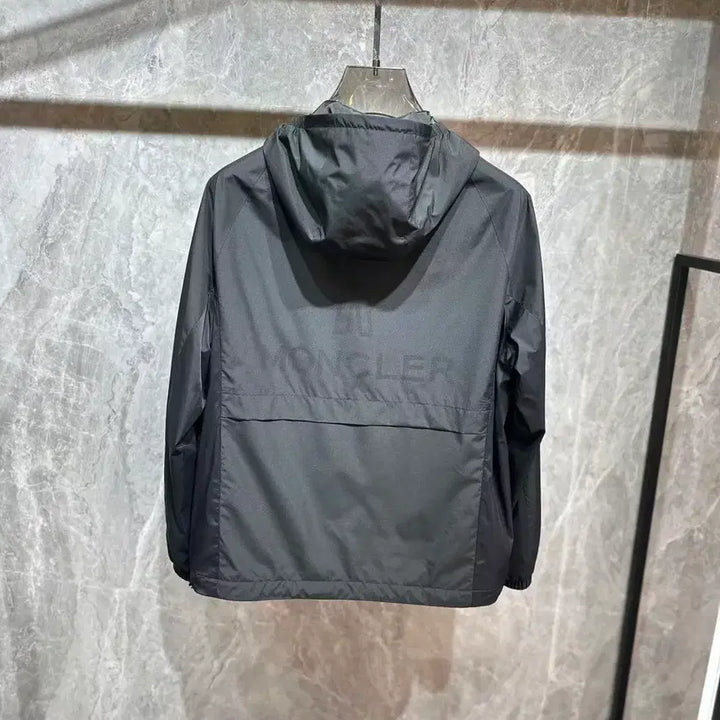 [BUNJANG] Moncler Hooded Windbreaker Jacket Nylon / 몽클레어 후드집업 바람막이 남성 경량 후드티 나일론