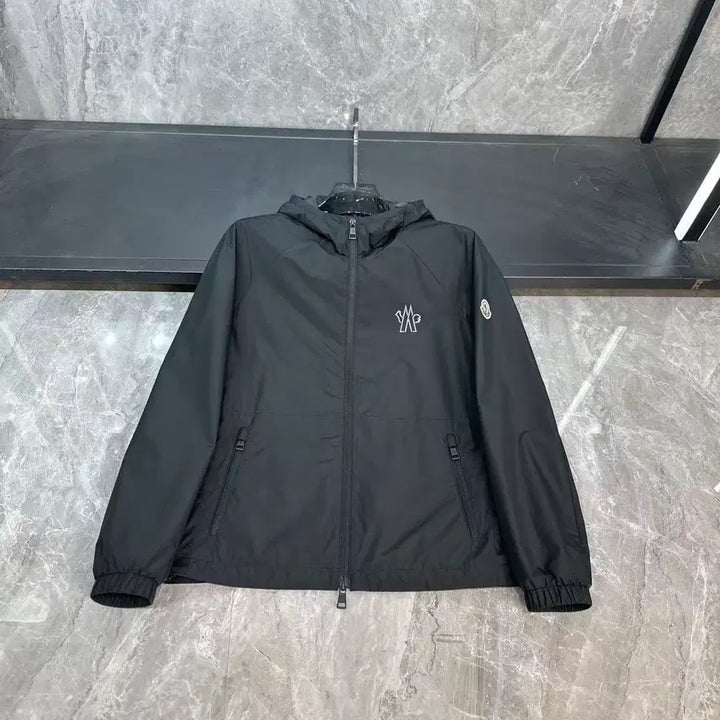 [BUNJANG] Moncler Hooded Windbreaker Jacket Nylon / 몽클레어 후드집업 바람막이 남성 경량 후드티 나일론