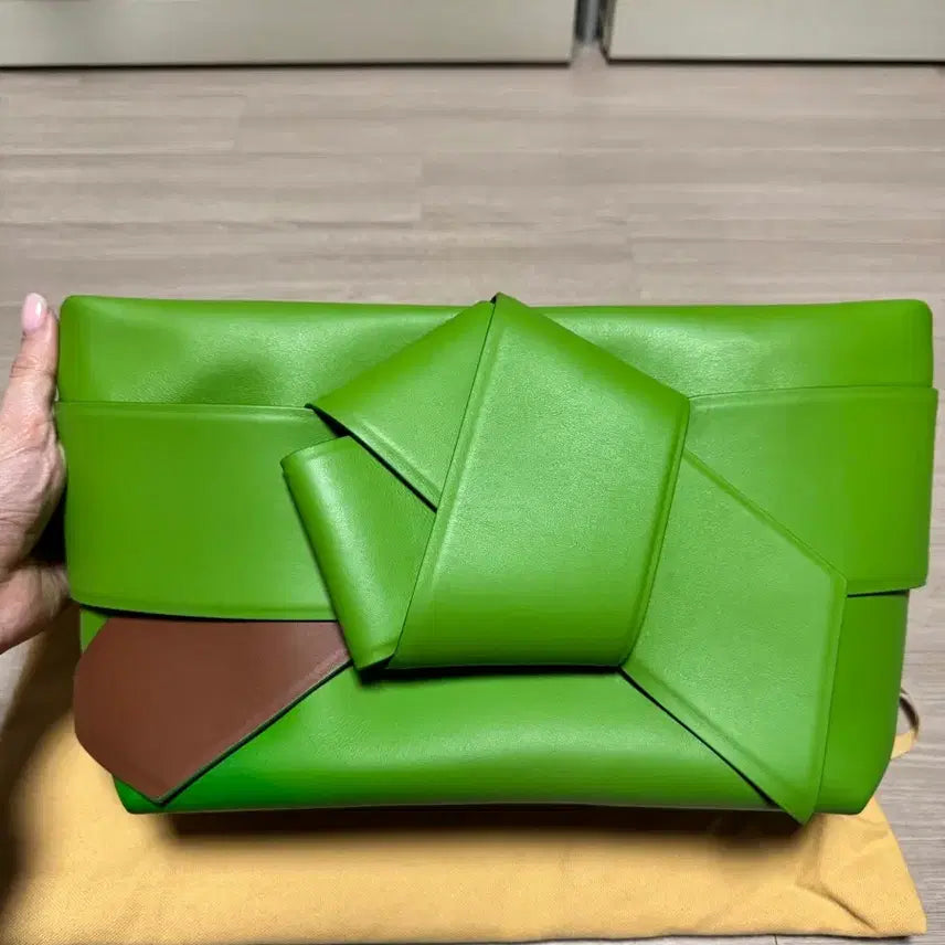 [BUNJANG] Acne Studios Musubi Clutch / Acne studio 아크네스튜디오 Musubi 무수비 클러치
