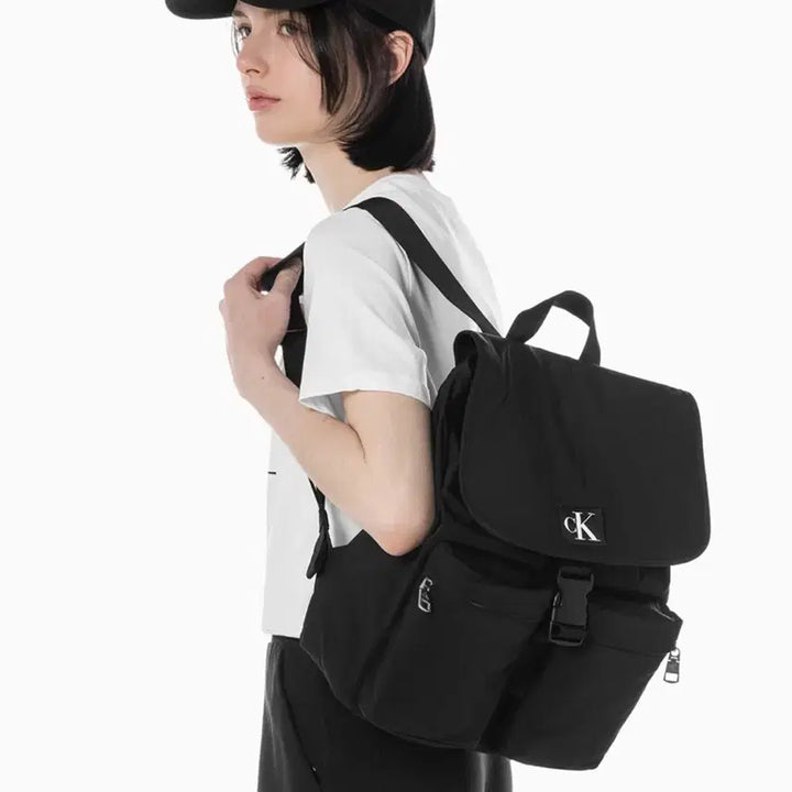[BUNJANG] Calvin Klein Black Backpack / 캘빈클라인 블랙 백팩