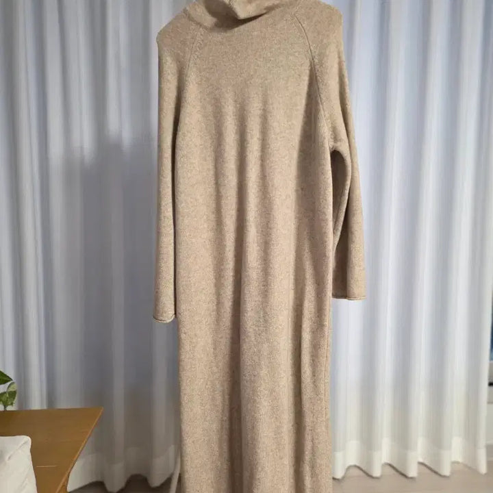 [BUNJANG] Turtleneck Knit Long Dress Beige / 터틀넥 니트 롱 원피스 베이지