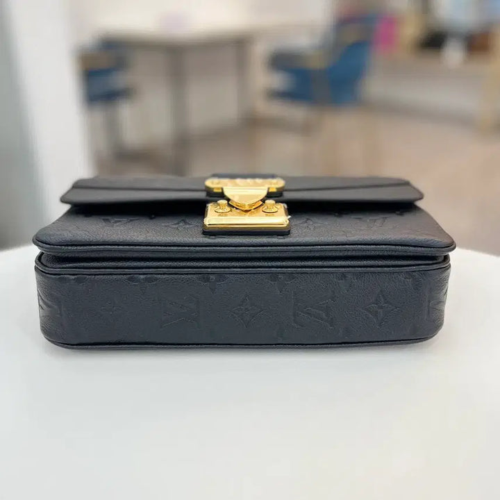 [BUNJANG] Louis Vuitton Empreinte Marceau Shoulder Bag - Black / [중고명품 럭스올 울산점]루이비통 앙프렝뜨 마르소 숄더백 블랙 내장칩