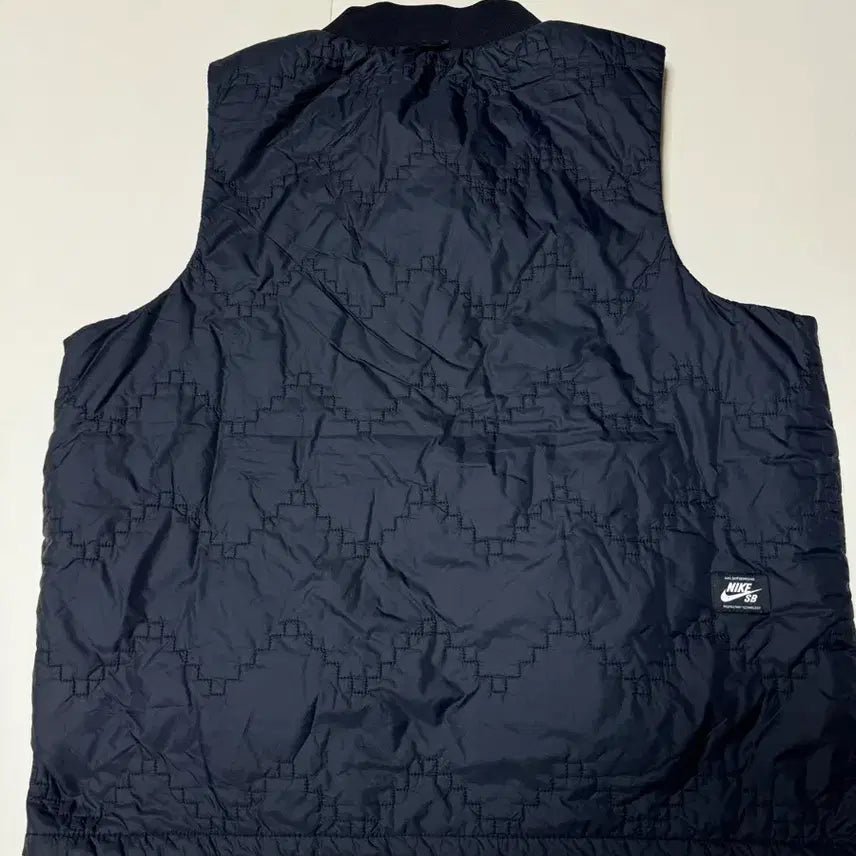 [BUNJANG] Nike SB Quilted Lightweight Vest 110 / (상태SS) 나이키SB 데일리/러닝 퀼팅 경량패딩조끼 베스트110