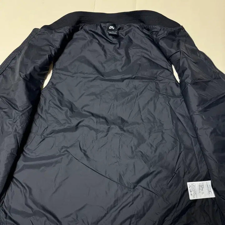 [BUNJANG] Nike SB Quilted Lightweight Vest 110 / (상태SS) 나이키SB 데일리/러닝 퀼팅 경량패딩조끼 베스트110