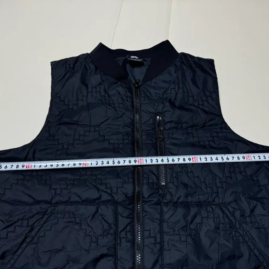 [BUNJANG] Nike SB Quilted Lightweight Vest 110 / (상태SS) 나이키SB 데일리/러닝 퀼팅 경량패딩조끼 베스트110