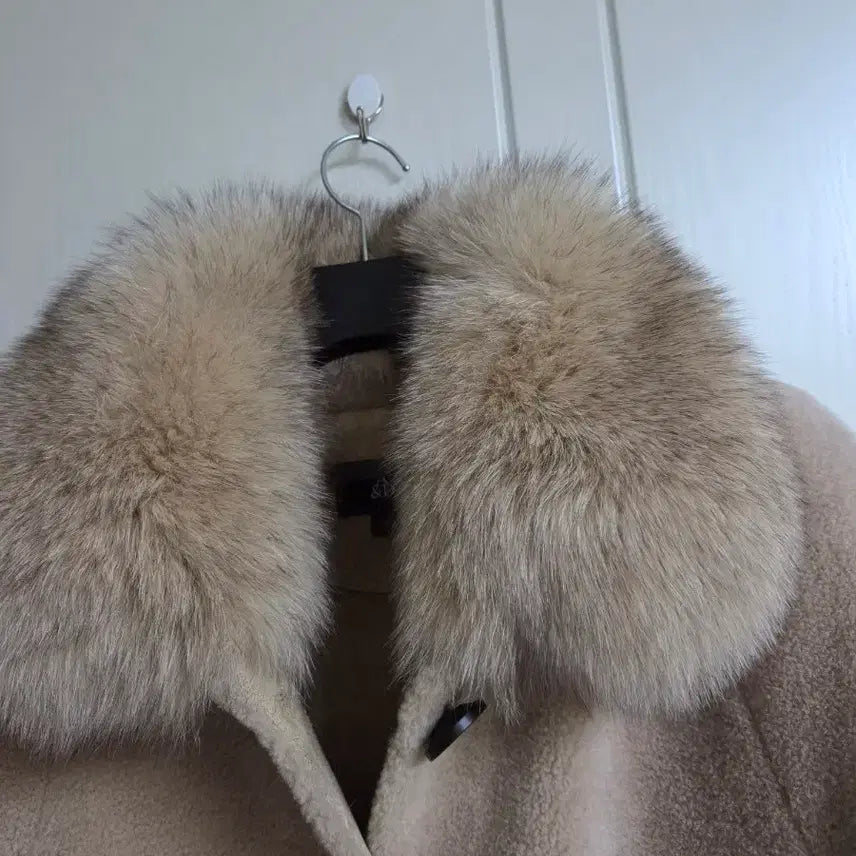 [BUNJANG] A&amp;D Saga Fox Fur Long Wool Coat / A&amp;D  사가폭스 퍼  양모100% 롱  코트