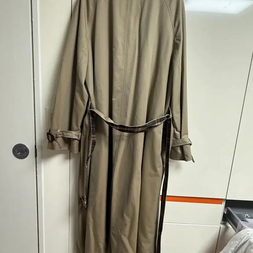 [BUNJANG] Daks Trench Coat (Fits 66-77) / 닥스 트렌치 코트 66-77까지 가능