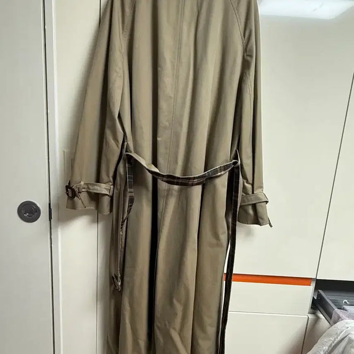 [BUNJANG] Daks Trench Coat (Fits 66-77) / 닥스 트렌치 코트 66-77까지 가능