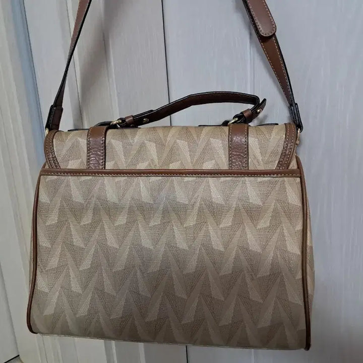 [BUNJANG] Nina Ricci Pattern Crossbody Bag / [가격내림]니나리치 패턴 크로스백 가방