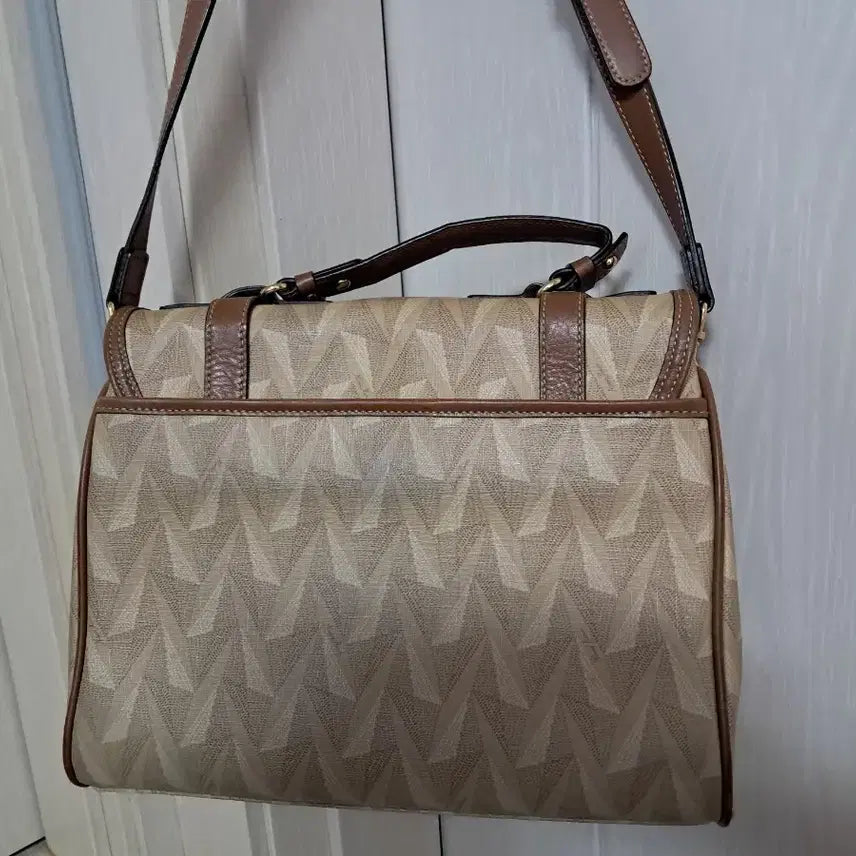 [BUNJANG] Nina Ricci Pattern Crossbody Bag / [가격내림]니나리치 패턴 크로스백 가방