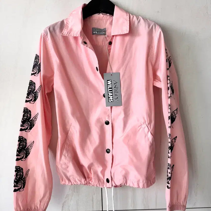 [SOLD OUT] (파격할인)텍있는 새상품 Ashley Williams 핑크 코치 자켓 X