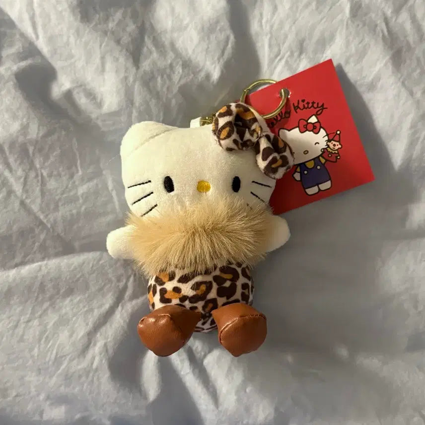 [BUNJANG] Hello Kitty Leopard Fur Keyring Doll / (새상품) 헬로키티 레오파드 호피 퍼 키링 인형
