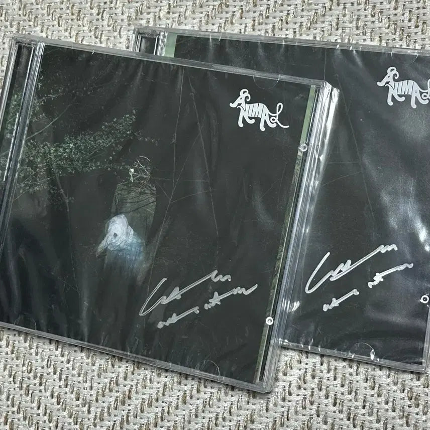 [BUNJANG] Untell Animal Album CD Signed Edition Sealed / 언텔 untell animal 앨범 씨디 CD 싸인반 미개봉 새상품 오동