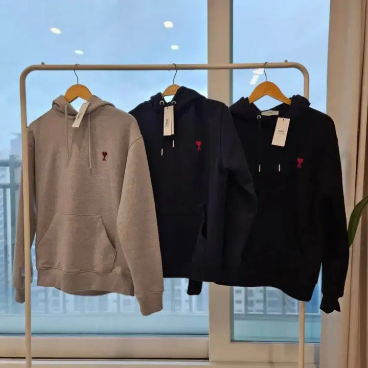 [BUNJANG] Ami Heart Hoodie - Navy / 아미 하트 후드  , 입학식 졸업식 학생 할인