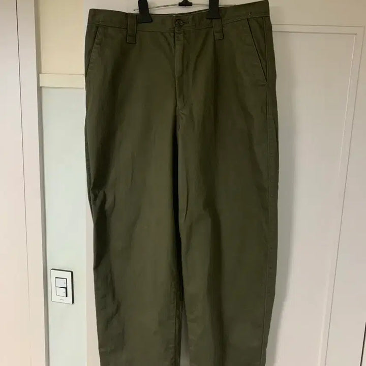[SOLD OUT] 유니클로 와이드핏치노팬츠 88