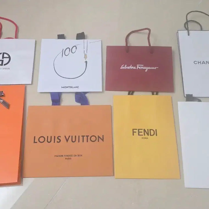 [BUNJANG] Luxury Brand Shopping Bag Collection / 명품 브랜드 지갑용 쇼핑백 모음 (샤넬/루이비통 외)