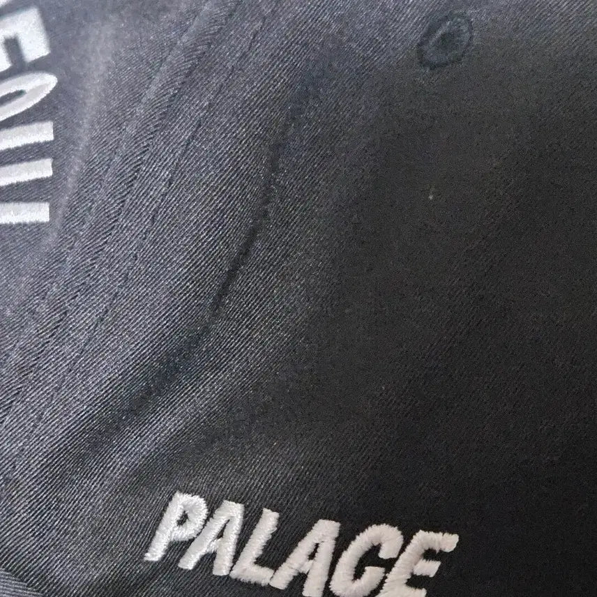 [BUNJANG] Palace Seoul Black Baseball Cap / 팔라스 서울 블랙 볼캡 모자