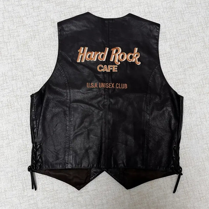 [BUNJANG] Hard Rock Cafe Leather Vest / Hard Rock Cafe 가죽 조끼 하드락카페