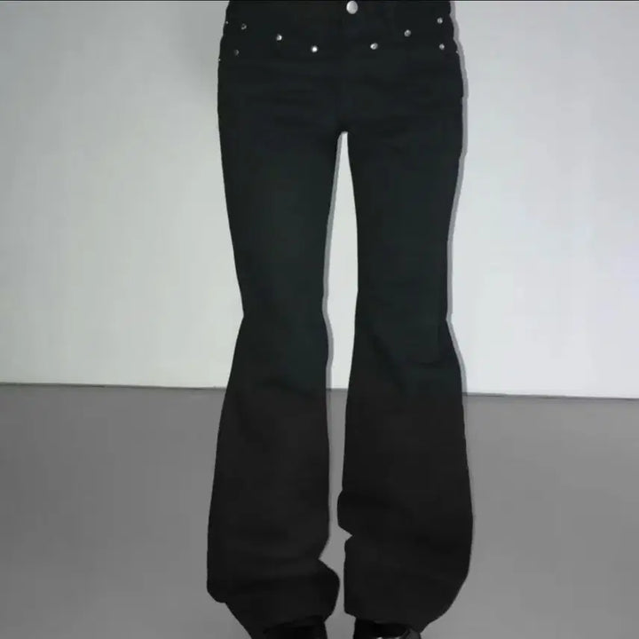 [BUNJANG] Studded Bootcut Low-rise Pants / 스터드 부츠컷 새깅 로우라이즈 바지