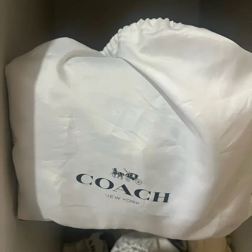 [BUNJANG] Coach Black Leather Chain Shoulder Bag / 정품) 코치 블랙 가방 레더 체인 숄더백