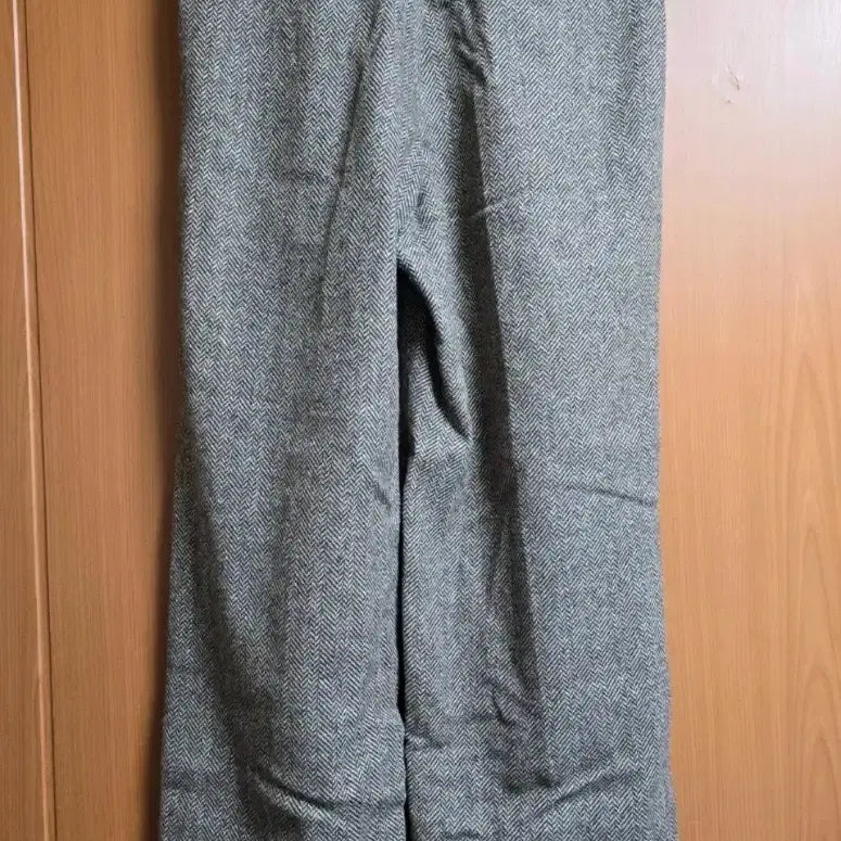 [BUNJANG] Modest Mood Carolyn Wool Herringbone Slacks / 모데스트무드 캐롤린 울 슬랙스 헤링본