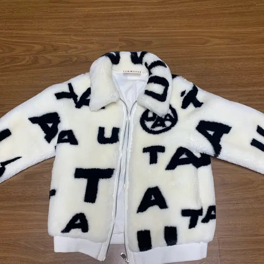 [BUNJANG] UTAA Faux Fur Jacket / 유타UTAA 퍼자켓