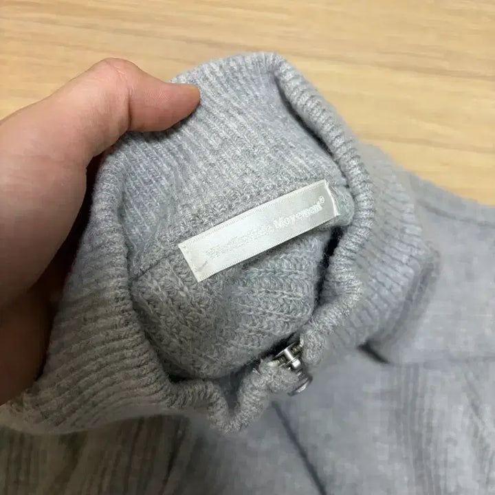 [BUNJANG] Walsnile Movement Tsuchitong Collaboration Gray Knit Zip-up (Size 2) / 월스와일무브먼트 츠통령 콜라보 그레이 니트집업 2사이즈