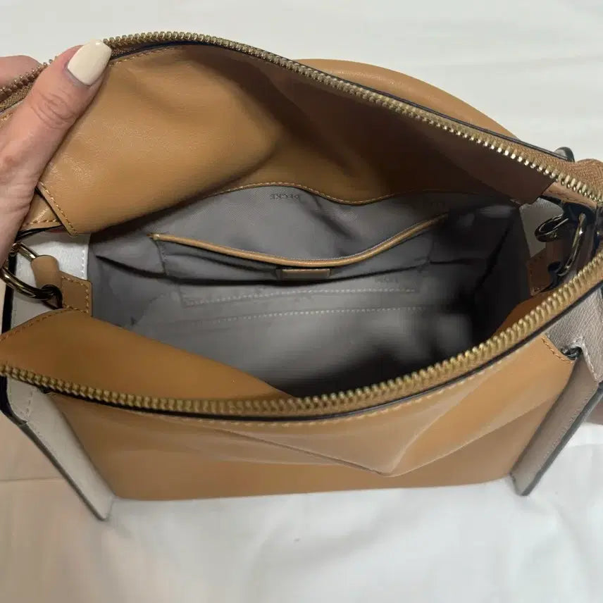 [BUNJANG] Decke Accordion Bag / Decke 덱케 아코디언백