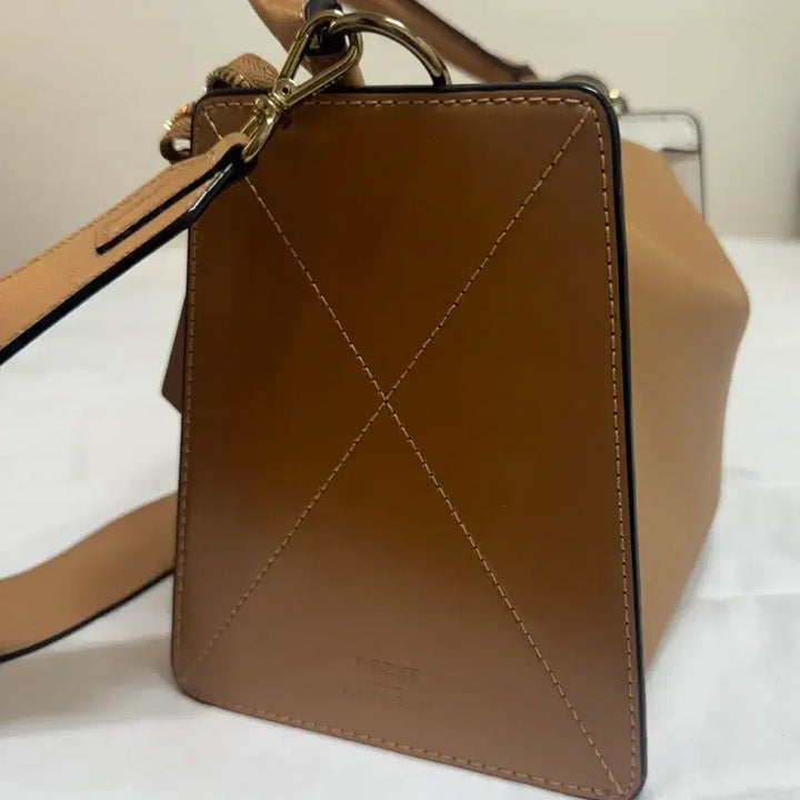 [BUNJANG] Decke Accordion Bag / Decke 덱케 아코디언백