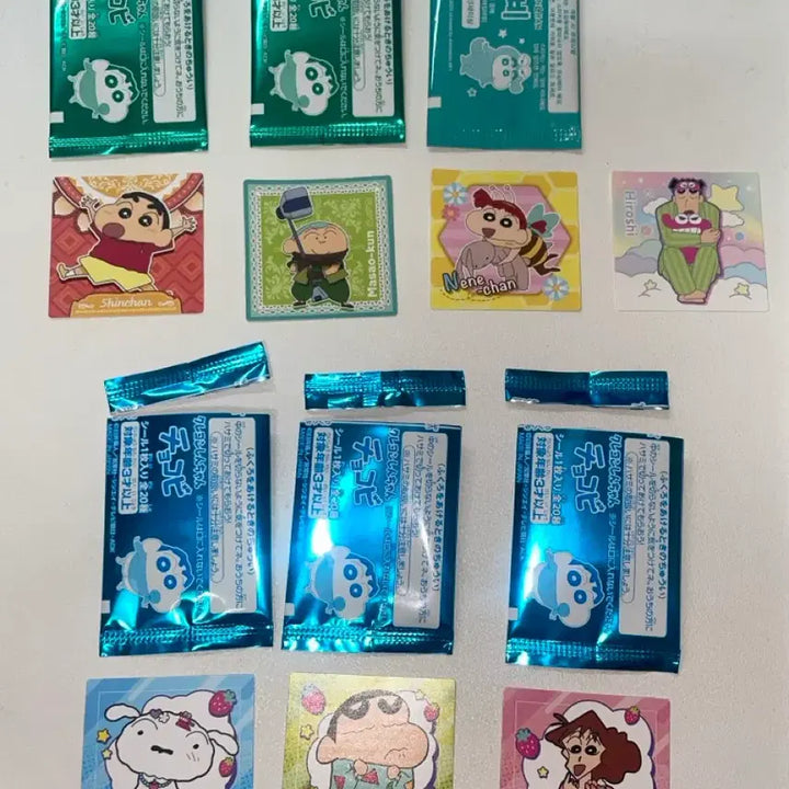 [BUNJANG] Crayon Shin-chan Chocobi Tteok-ssi Sticker Bundle Set / 일괄) 초코비 띠부씰 스티커 짱구