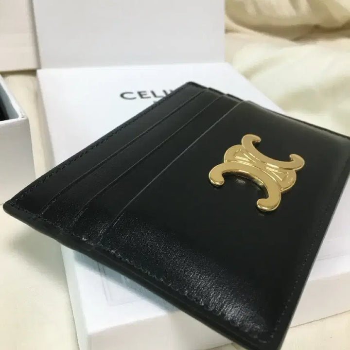 [BUNJANG] Celine Triomphe Card Holder Black Gold Hardware / 셀린느 트리옹프 카드지갑 카드홀더 블랙 금장
