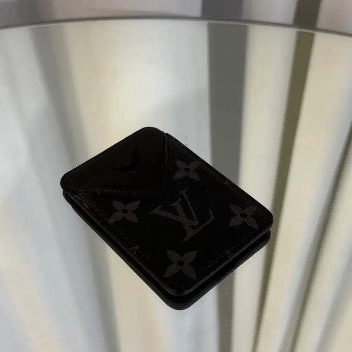 [BUNJANG] Louis Vuitton Eclipse Magsafe Card Holder / [정품] 루이비통 이클립스 맥세이프 카드지갑