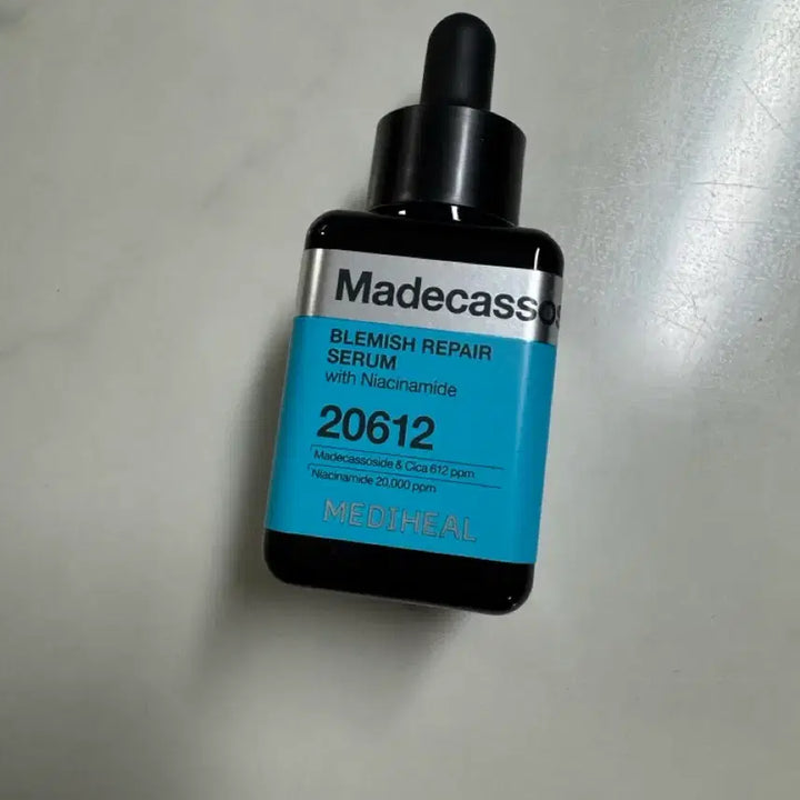 [BUNJANG] Mediheal Madecassoside Repair Serum / 메디힐 마데카소사이드 흔적 리페어 세럼