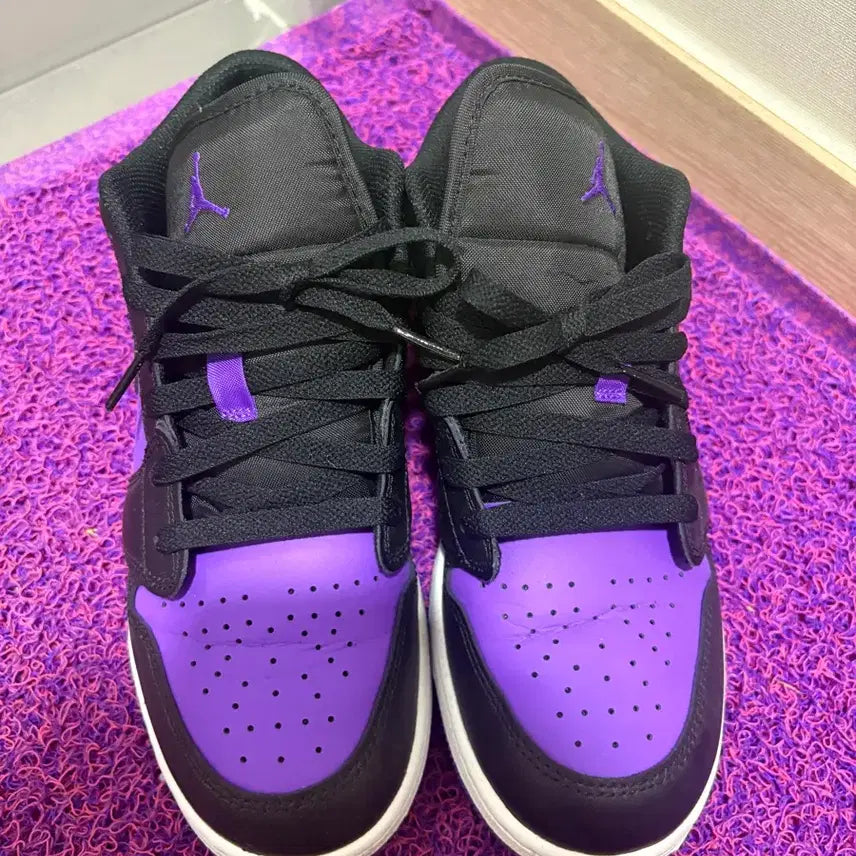 [BUNJANG] Air Jordan 1 Low Purple Venom Sneakers / 에어조던1 로우 퍼플 베놈