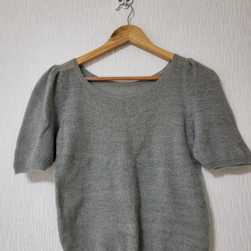 [BUNJANG] Gray Puff Short Sleeve Knit Top / 회색 퍼프 반팔 니트