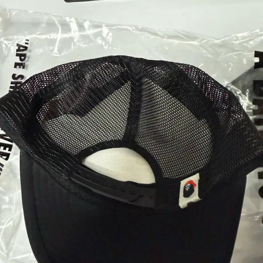 [BUNJANG] BAPE Pirate Store Mesh Cap (Black) / 베이프 파이레이트 스토어 메쉬캡 (블랙)
