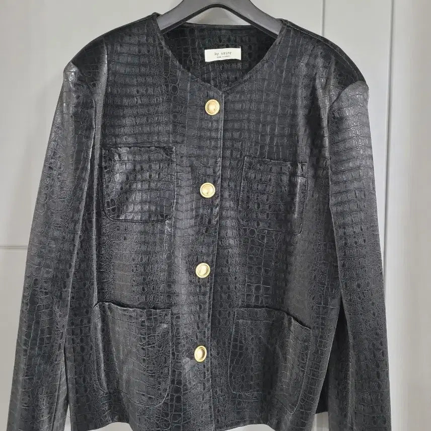 [BUNJANG] Bicini Crocodile Pattern Jacket / 바이씨니 악어자켓
