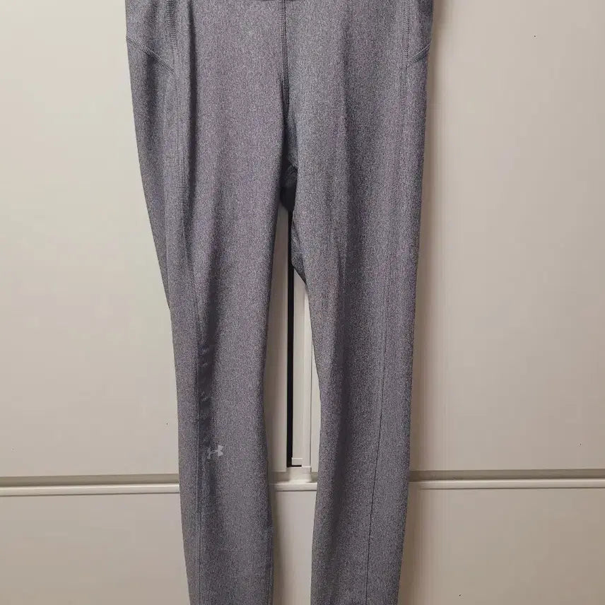 [BUNJANG] Under Armour Women's Leggings - Gray / 언더아머 여성용 레깅스 그레이 색상 판매