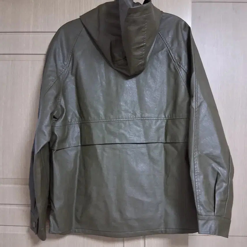[BUNJANG] Khaki Faux Leather Hooded Jacket / 카키색 인조가죽 후드 자켓(새상품)